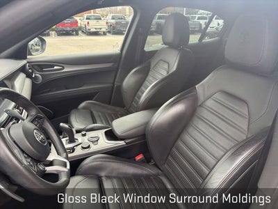 2022 Alfa Romeo Stelvio Veloce