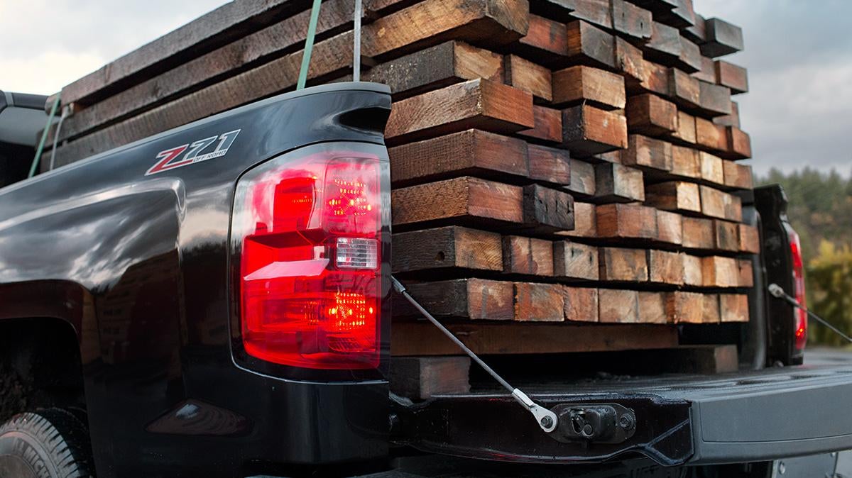 GMC Sierra 2500 HD Hauling